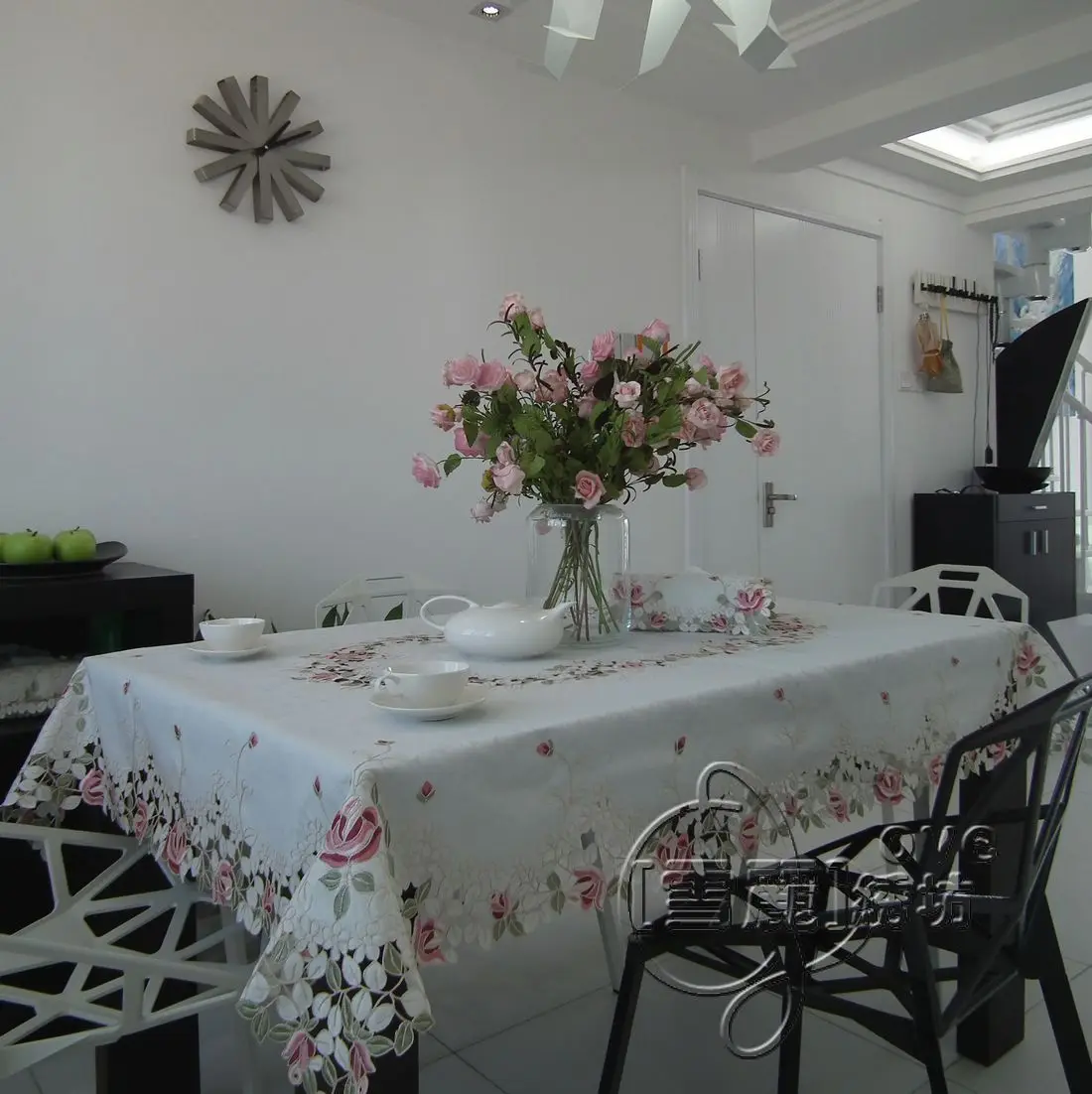 

Rustic fashion embroidery fabric dining table cloth tablecloth cutout cover towel beautiful pink rose