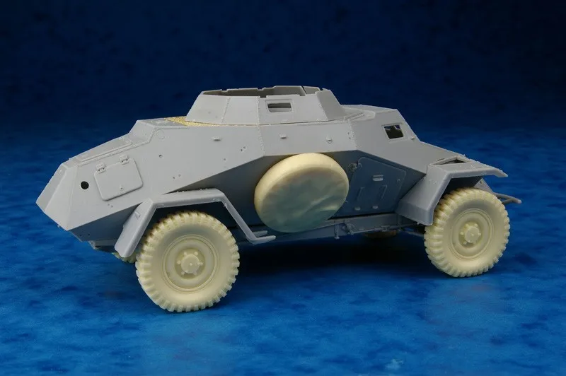 

1/35 Sd.Kfz. 221 Leichter Panzerspahwagen Wheels 1 Set (no include car)