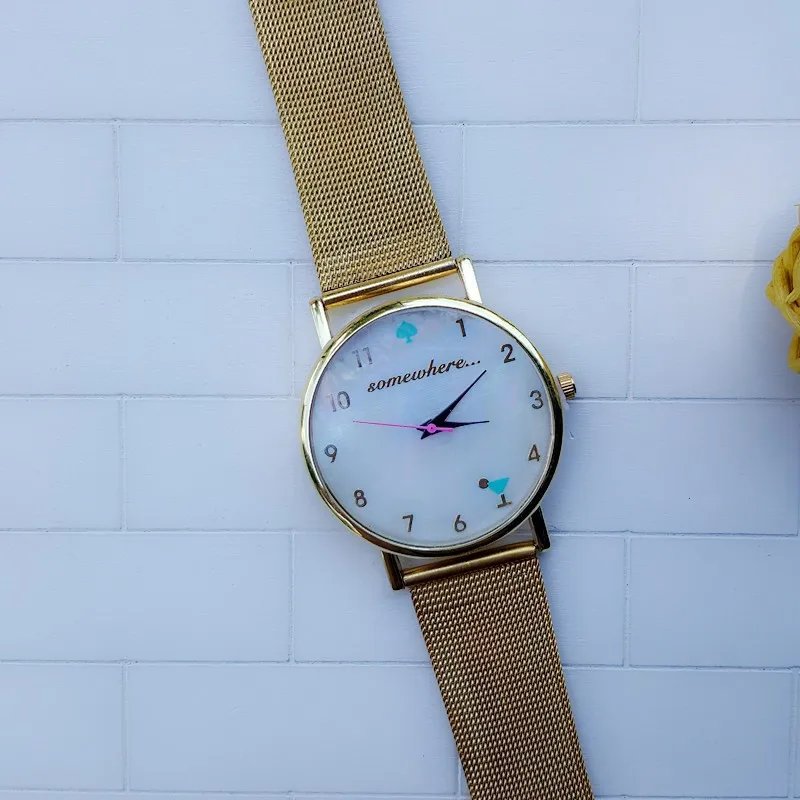 Новейшие часы с перламутровым циферблатом, женские часы с арабскими цифрами, кварцевые часы