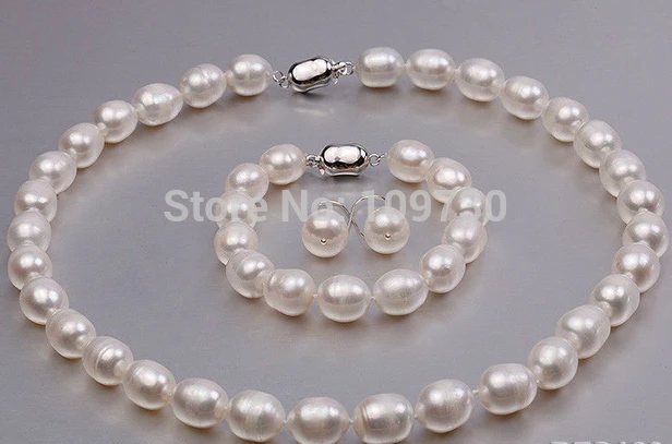 

Jewelry 00775 White Rice-shaped Freshwater Pearl Necklace, Bracelet and Earrings Set (A0423)