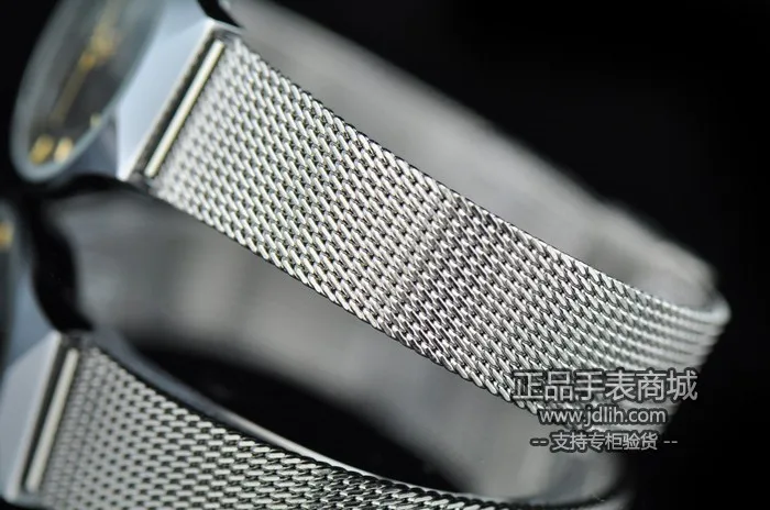 õhuke metallist käekell rihmaga