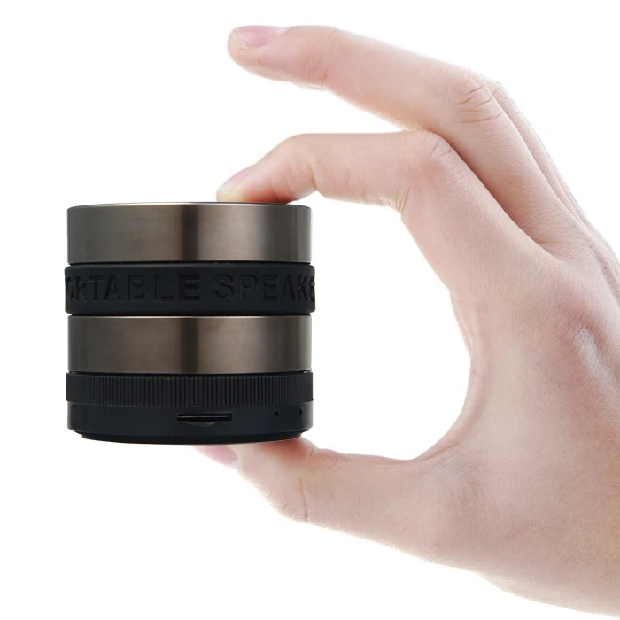 DG530 New Mini Super Bass Portable Wireless Bluetooth Speaker FM Radio TF Card Music Player