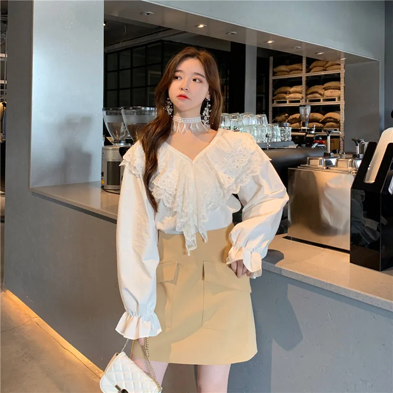 2019 Sexy Deep V-Neck Ruffled Shirts Retro lantern Sleeve Pleated Blouses Splice Flounce Tops | Женская одежда