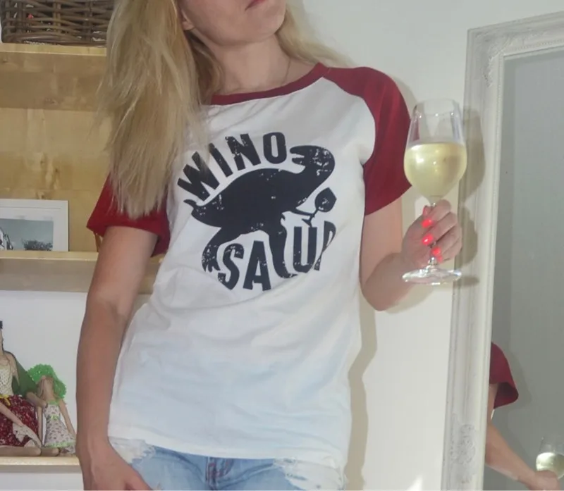 Fasion النساء أعلى المحملات راجلان Winosaur ديناصور طباعة س الرقبة المرأة تي شيرت الصيف قصيرة الأكمام عارضة الكرتون T قميص قمم Fasion النساء أعلى المحملات راجلان Winosaur ديناصور طباعة س الرقبة المرأة تي شيرت الصيف قصيرة الأكمام عارضة الكرتون T قميص قمم