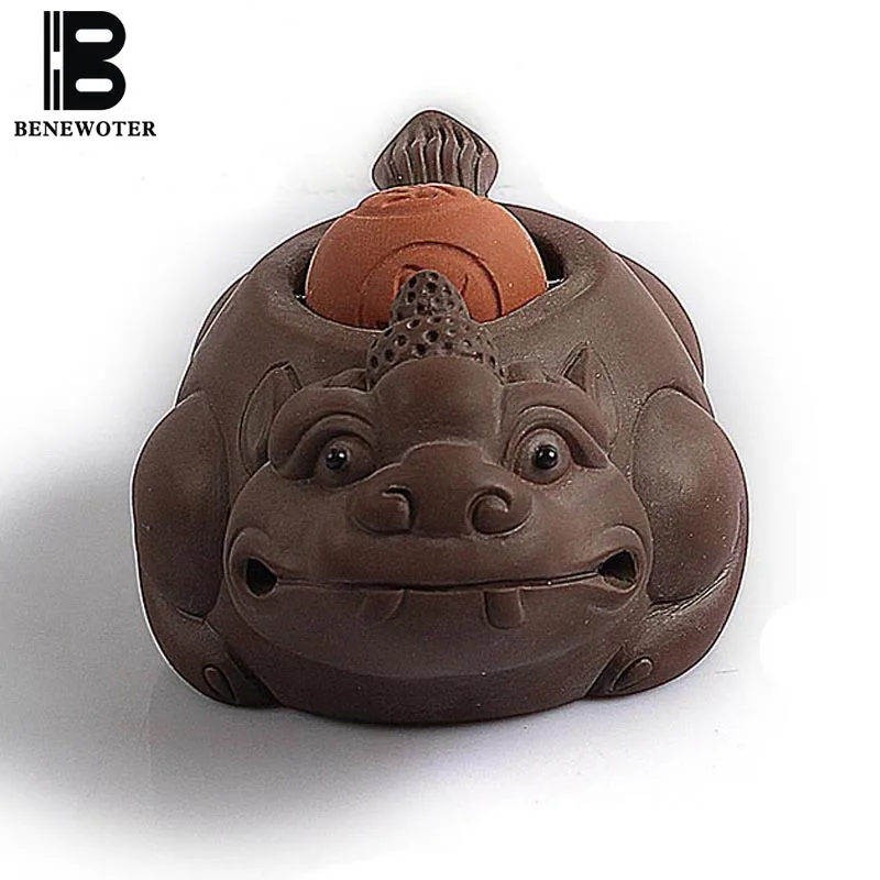 

BENEWOTER Kung Fu Tea Set Gold Brave Toad Tea Pet Ceramic Yixing Purple Clay Ornament Office Home Car Decoration Craft Figurine