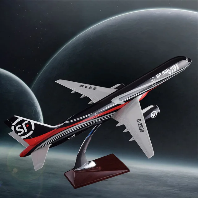 47 cm boeing b757