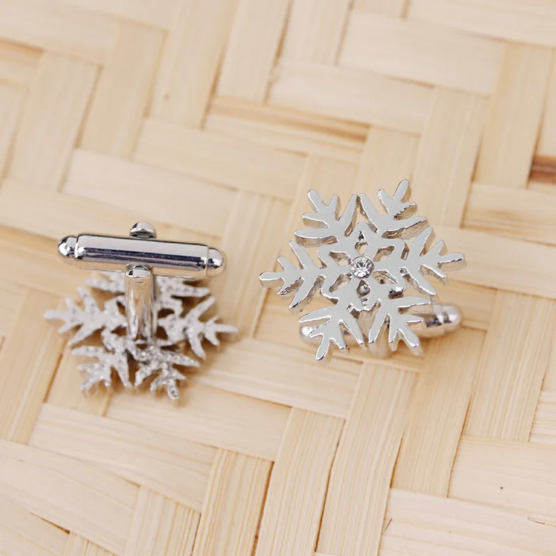

Snowflake Crystal flower cufflinks For Mens Shirt Brand Cuff Buttons Hollow Grooved Cuff Links Rhinestone cuflink For children