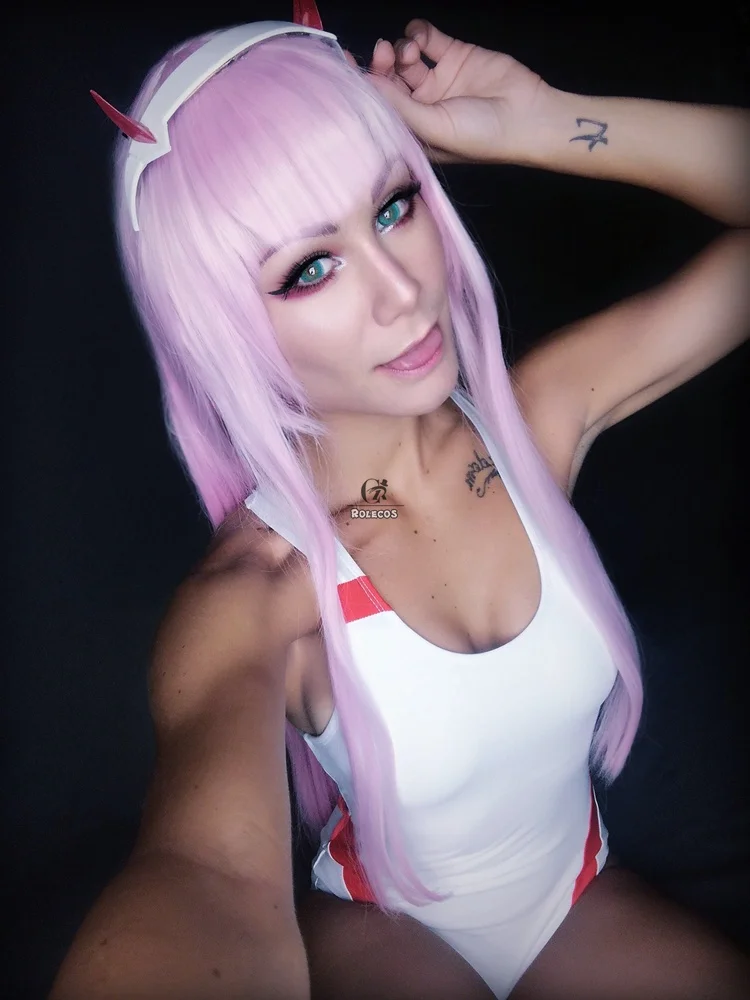 ROLECOS DARLING in the FRANXX Косплей головные уборы 02 косплей синтетические волосы Zero Two 100 см Розовые Длинные Синтетические волосы для женщин