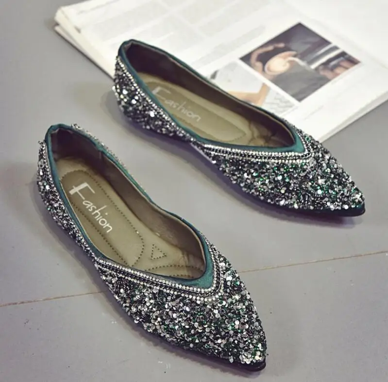 

2019 New fashion sequins women pointy flat shoes elegant woman slip on leather shoes feminino love Work shoes ballet flats