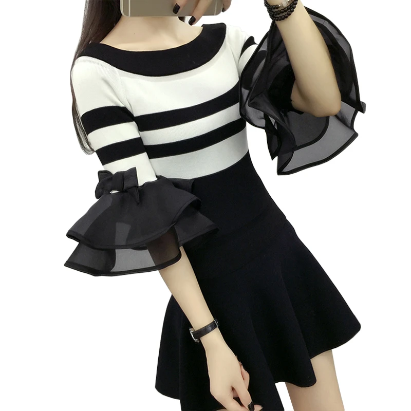 

2018 fashion korean crop top white sweater women organza flare sleeve stripes knitted pullover blusa woman slash neck knit shirt