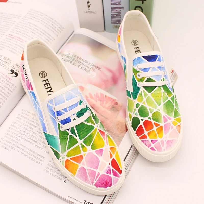 

2018 hand painted Autunm Summer canvas Shoes Woman Flat Design Causal Shoes Slip on Shoes Ladies Footwear Sneakers Big Size 44