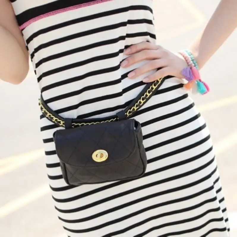 

New leather pockets Korean fashion hot ladies leisure retro chain mini small pockets waist bag