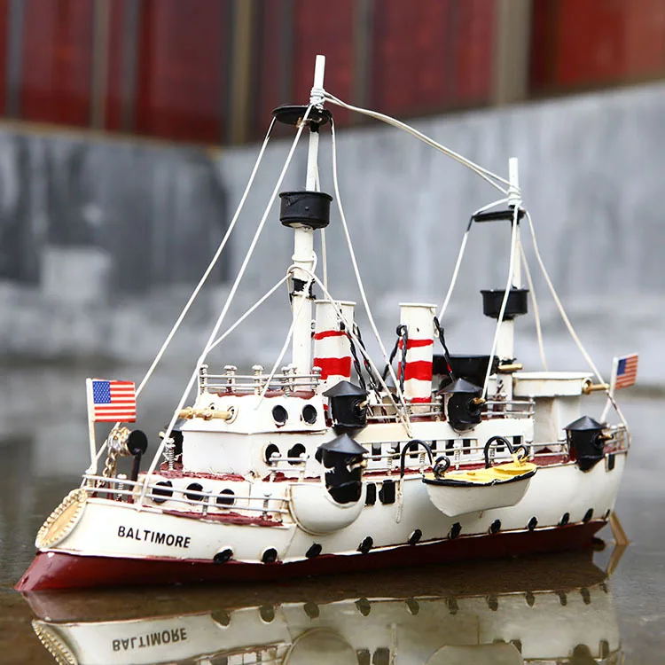 Estatuetas e miniaturas