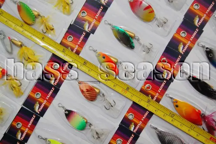 

30 Pcs Feather Fishing Lure Assorted Spinner Baits Spoon Card Set