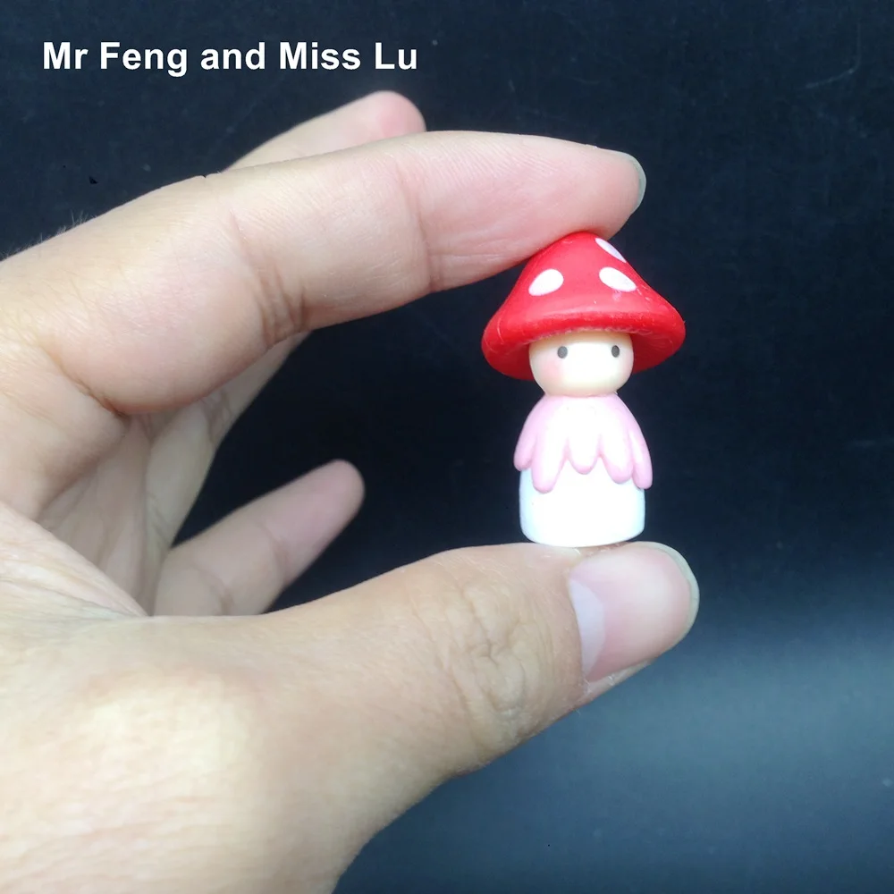 Mushroom Doll Girl Cute Miniature Resin Crafts Micro Model Decoration