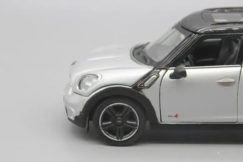 Mai Sto 1:24 Mini Countryman R60 2010- Cooper S сплав модель машинки, Diecast металлические игрушки подарок на день рождения для детей, носки для мальчиков