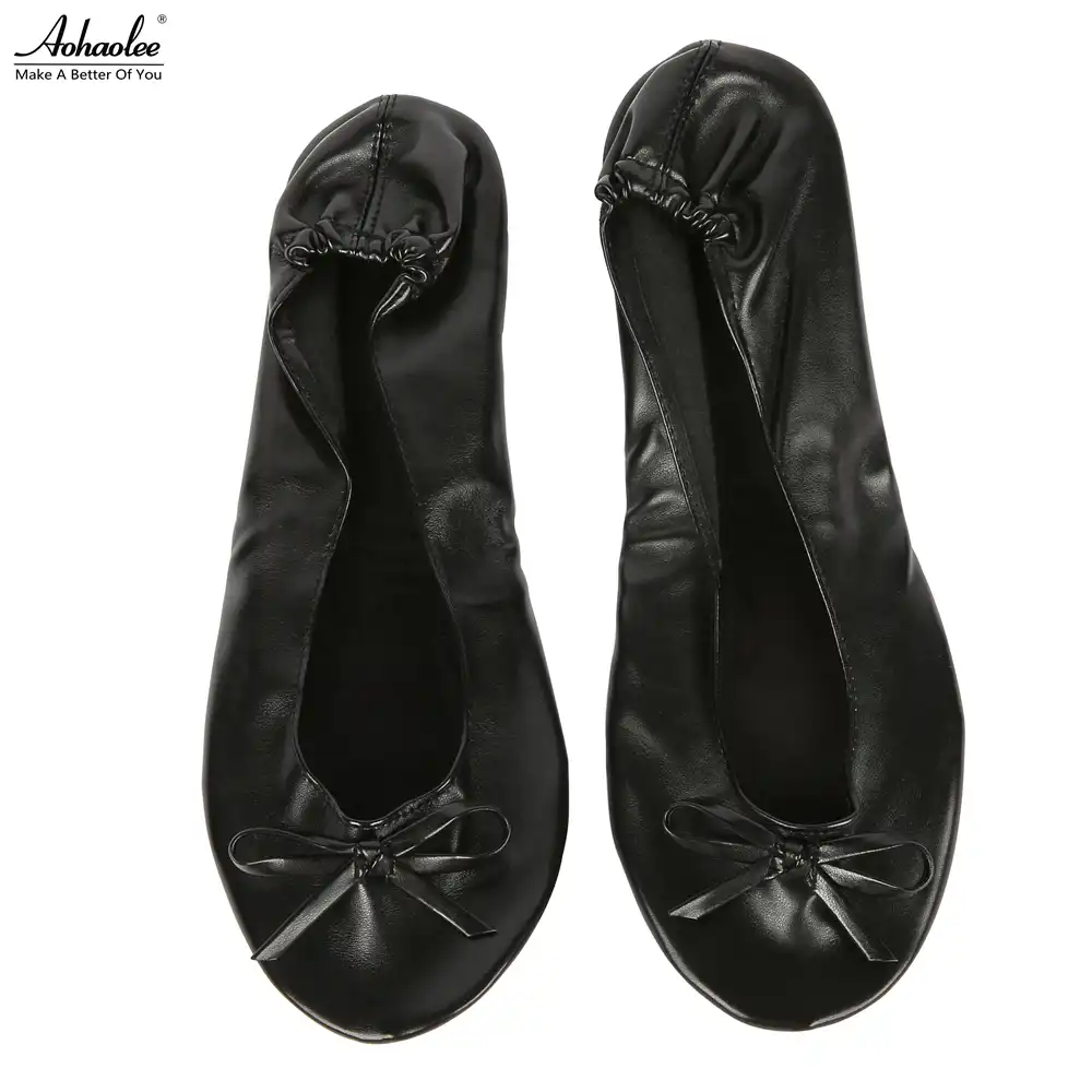 black ballerina flats