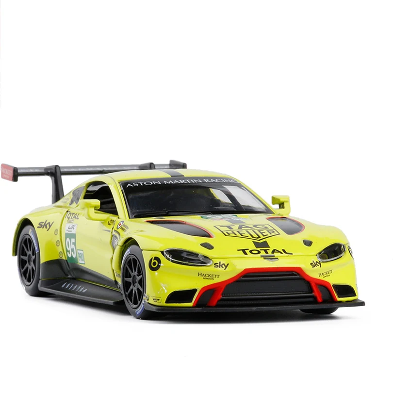 Модель спортивного автомобиля GTE Le Mans 1/32 модель из сплава игрушки для детей