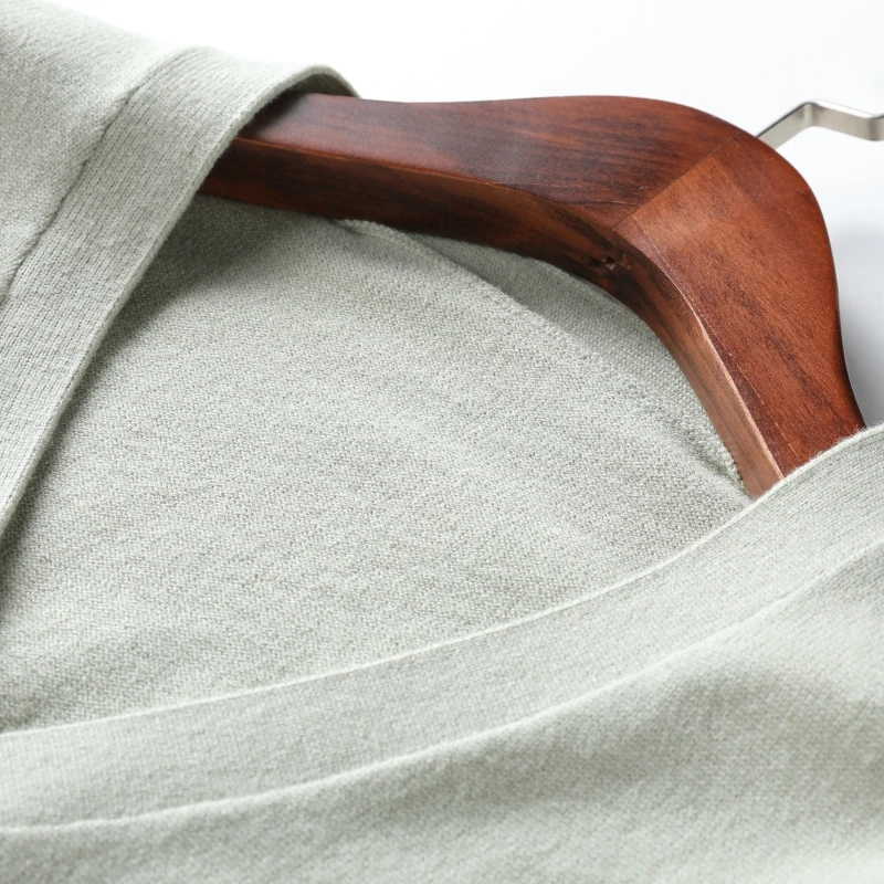 ZEHANGSEA2019 spring new wool knit cardigan thin section V-neck computer knit women's shirt short casual large size cardigan ZEHANGSEA2019 spring new wool knit cardigan thin section V-neck computer knit women's shirt short casual large size cardigan