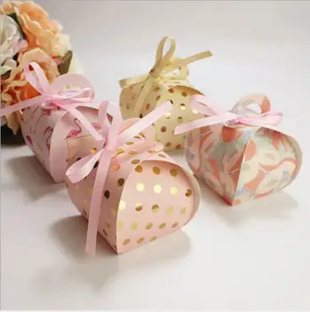 

100Pcs New Polka Dots Flamingos Wedding Favors Candy Boxes Party Gift Box Bomboniera Chocolate Box Giveaways Boxes
