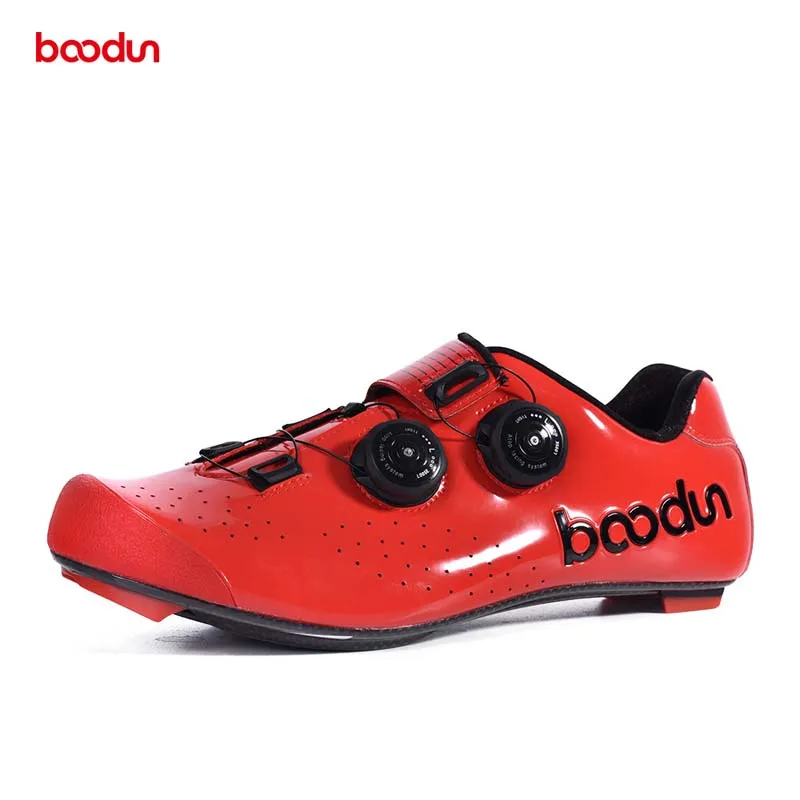 Самоблокирующаяся велосипедная обувь Ультралегкая углеродная подошва гоночная велосипедная обувь дышащая обувь для верховой езды велосипедные шипы - Цвет: Красный