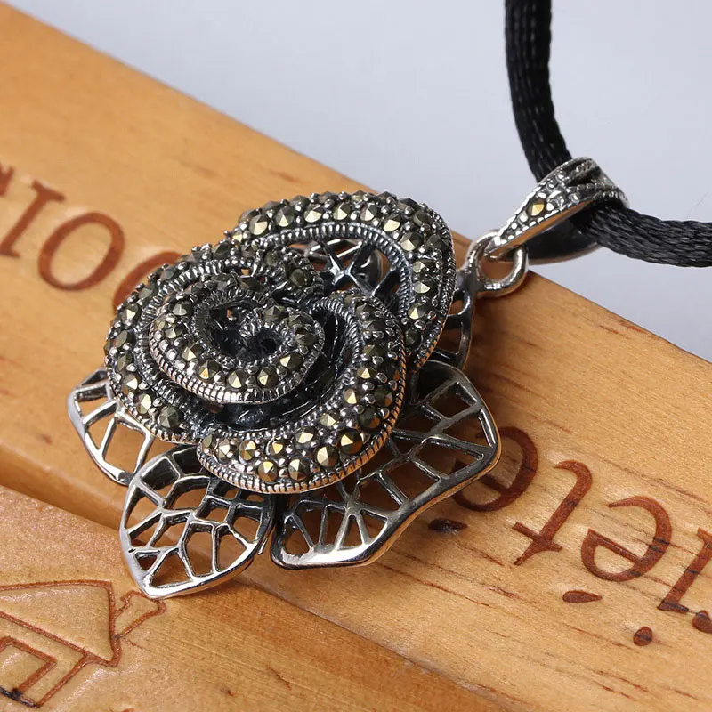 

RADHORSE Pendant 925 Sterling Silver Fine Jewelry Thai silver rose petal Modeling Fine Craftsmanship S925 Silver Pendants