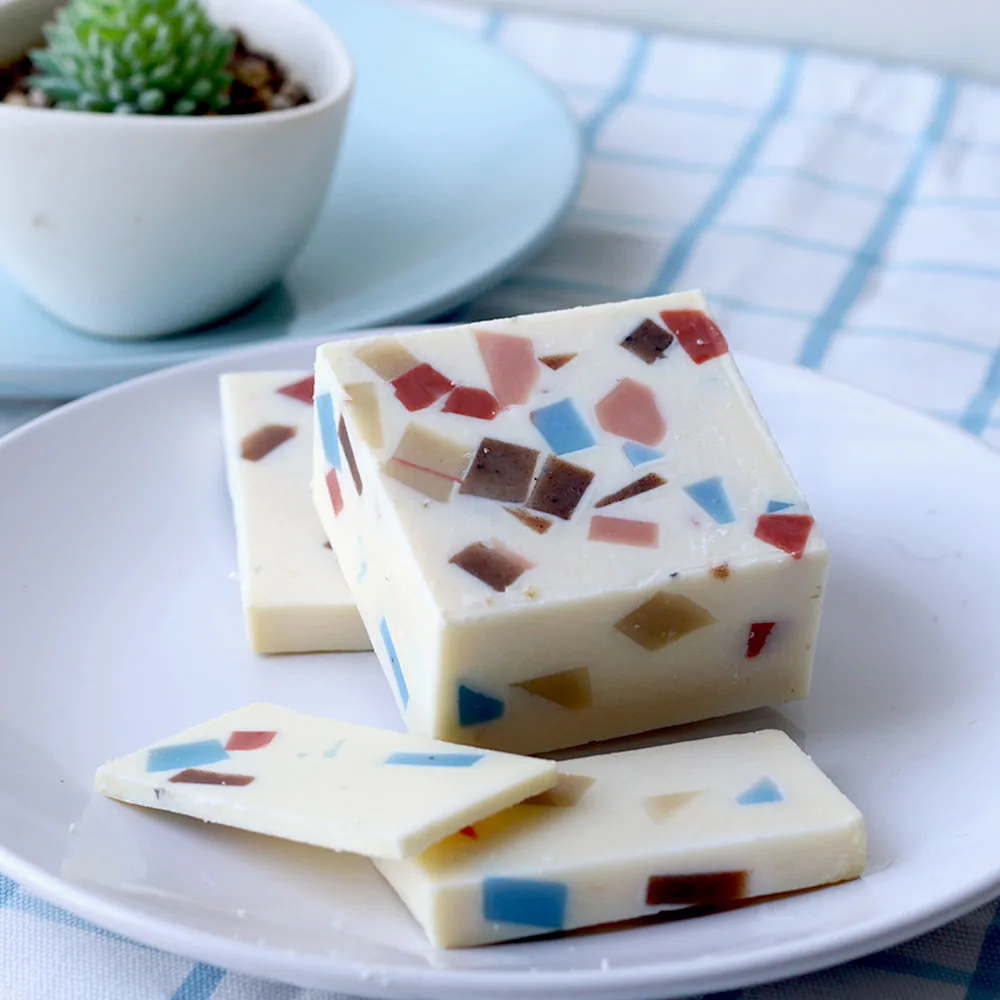 Lavender Handmade Soap Petal Milk Bath Face Soap Skin Moisturizing Deep Cleaning Soap Lavender Handmade Soap Petal Milk Bath Face Soap Skin Moisturizing Deep Cleaning Soap