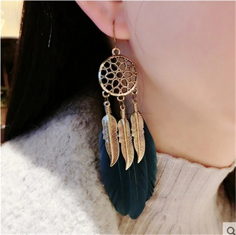 1Pair Women And Girl Feather Drop Earring Leaf Hollow out Vintage Bohemia Boho Feather Tassel Dreamcatcher