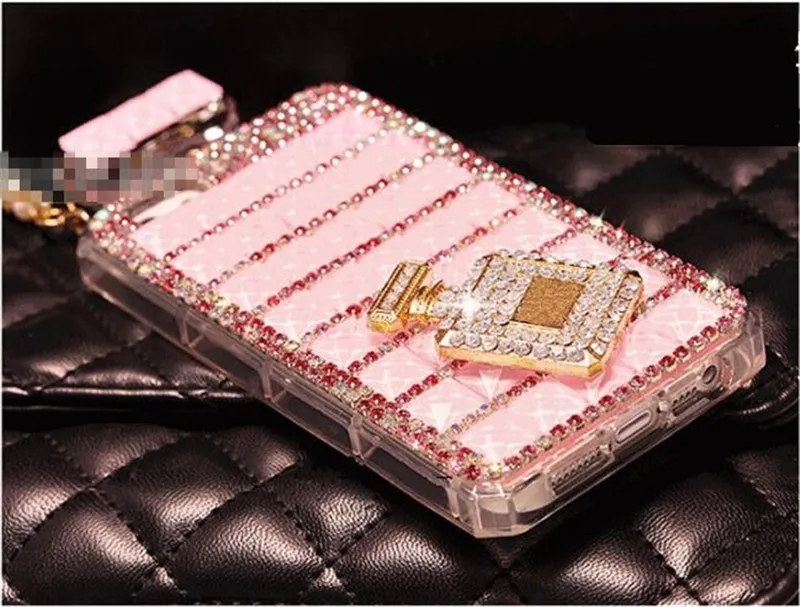DIY Роскошный чехол для iPhone Xs Max случае Xr X 8 плюс 7 6 6s 10 Для женщин духи крышка милые девушки цепи ремень Через Плечо Bling Diamond