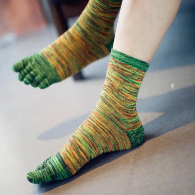

Multi Color Men Socks High Quality Five Finger Socks Soft Cotton Blend Casual Socks Free Size