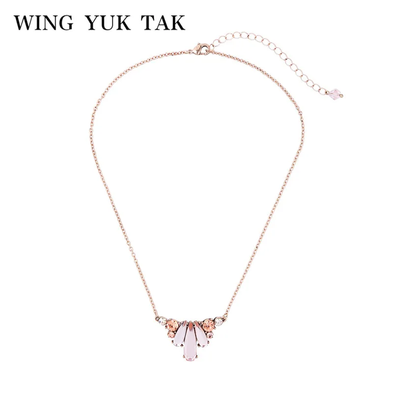 

wing yuk tak Crystal Flower Necklace Hot Sales Fashion Charm Jewelry Cute Water Drop Collar Chokers Necklace