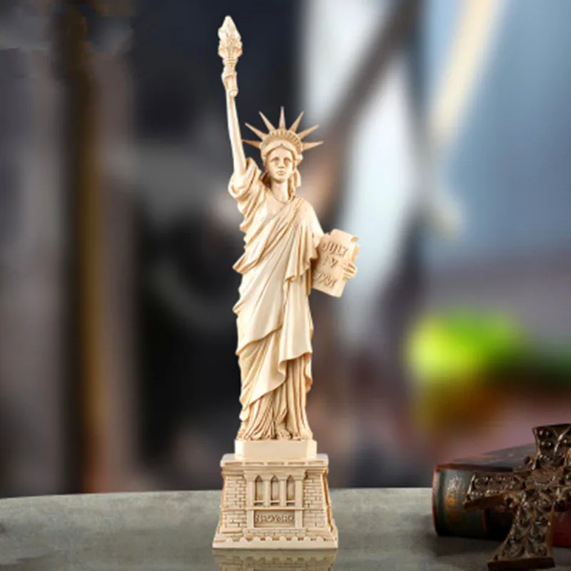 Liberty Enlightening The World Statue of Liberty Statue European Style Model Home Decorations G1015