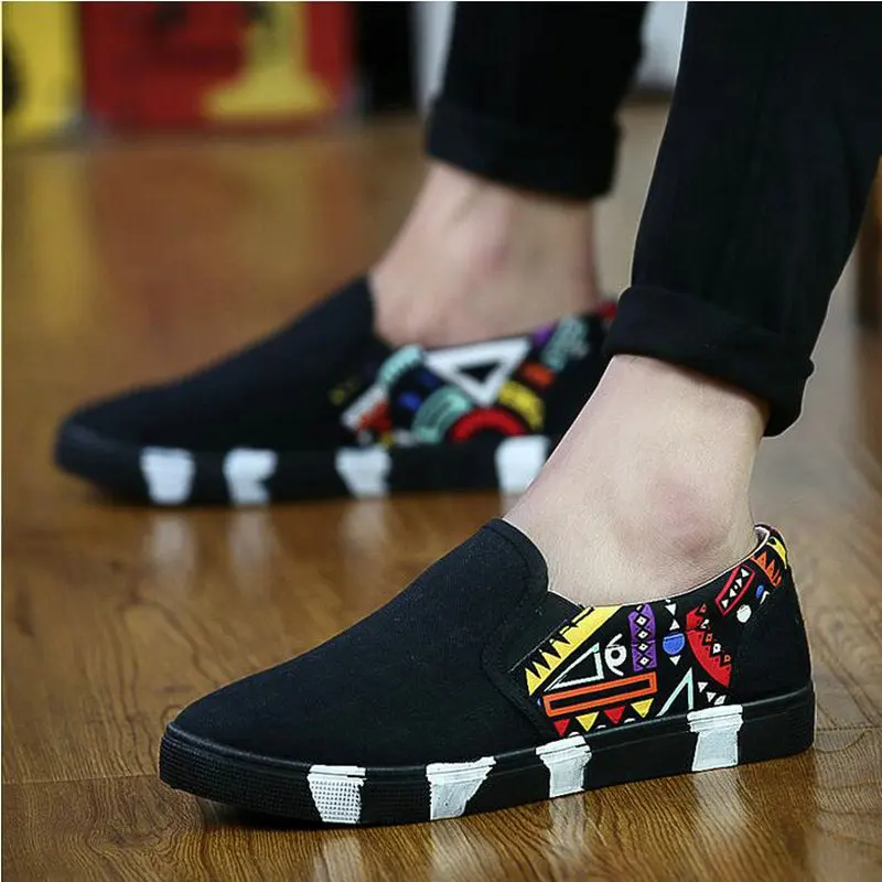 

2019 men Loafers Driving New Canvas Shoes Graffiti Espadrilles Zapatos Chaussure Homme Men Casual sneaker Flat Shoes II-35Z