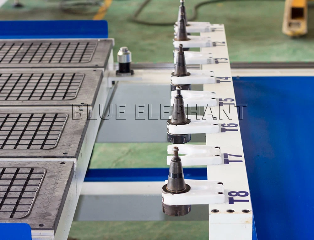 linear tool magazine