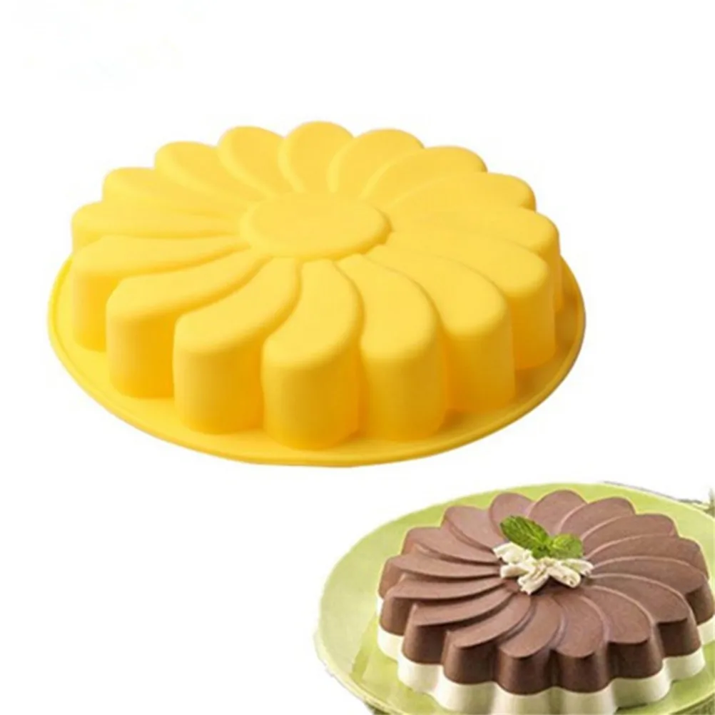 

Round Silicone Chiffon Cake Mold Oven bake Tools (colors At Random)