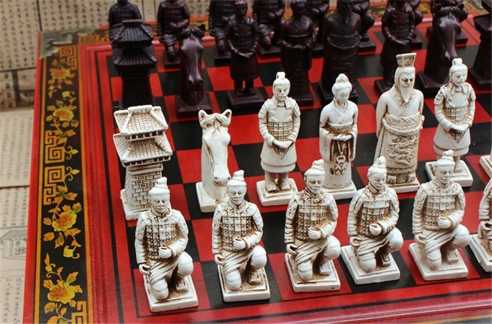 New Wood Chess Chinese Retro Terracotta Warriors Chess Wood Do Old Carving Resin Chessman Oversized Chess Piece Premium