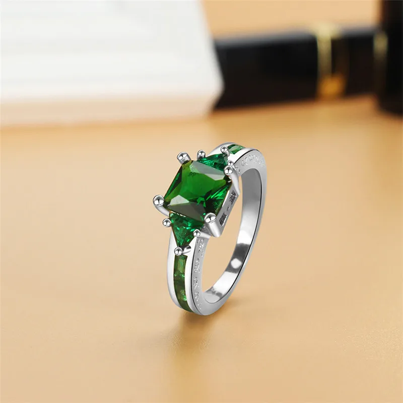 Elegant-Square-Green-Stone-Ring-Charm-Crystal-Rings-For-Women-Wedding-Female-Jewelry-Anel-Band-Bijoux (4)