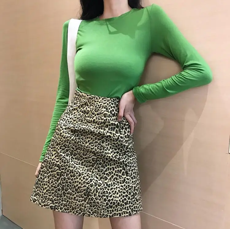 Новые осенние однотонные цвета с длинными рукавами вязать футболка + леопардовая юбка из двух частей