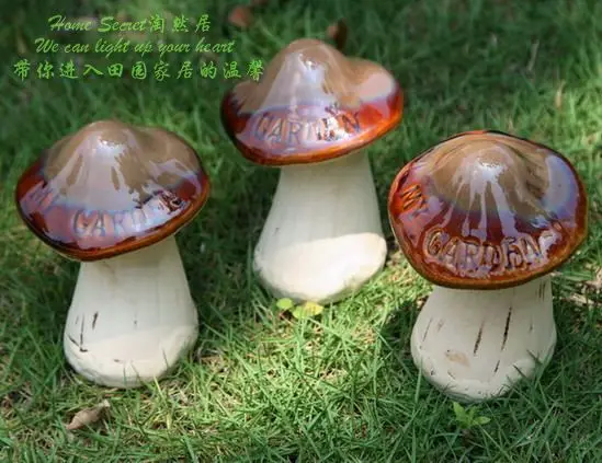 Small Garden Gnome Unpainted Ceramic Mushroom Seat 4pcs Set Cute Ceramic Pottery Mushroom Yard Garden Decor Ornament Model Statues China