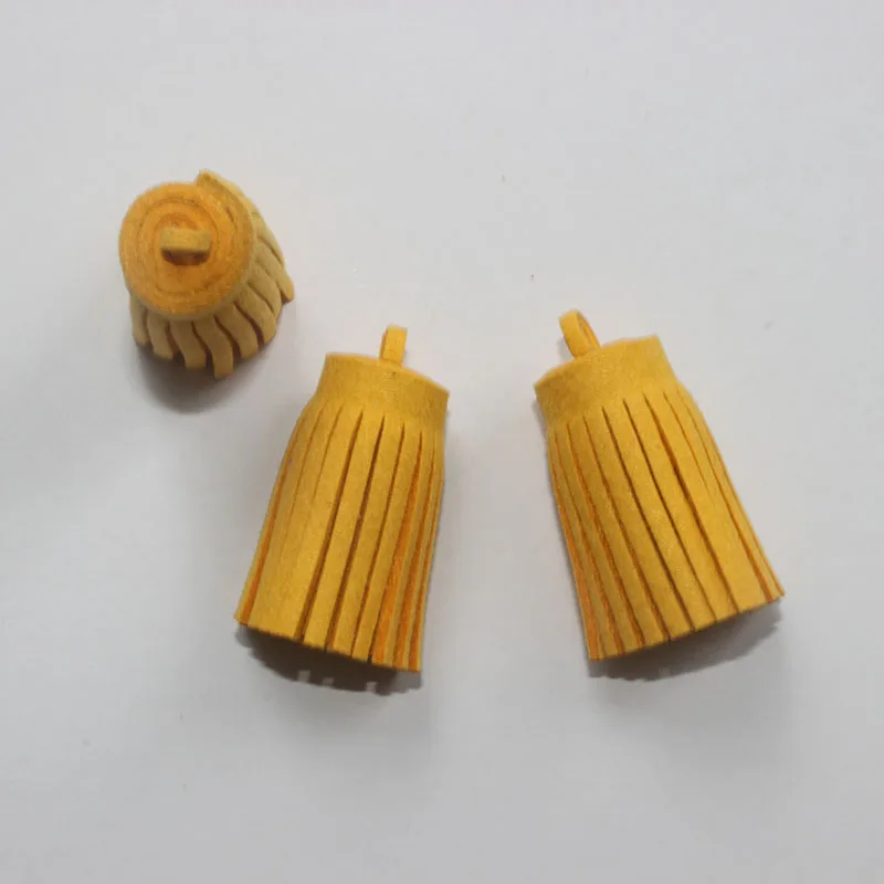 10Pcs Suede Leather Tassel Pendants Boho Keyring/Jewelry /Bags/Cellphone Making Charm Accessories DIY 10Pcs Suede Leather Tassel Pendants Boho Keyring/Jewelry /Bags/Cellphone Making Charm Accessories DIY