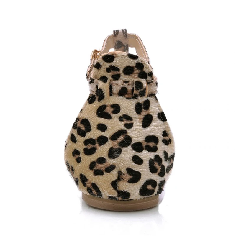 Leopard Print Flat Heel Women's Sandals 2019 Summer Women Summer Shoes 2019 Summer Shoes Fashion Sandals Sweet Free Shipping