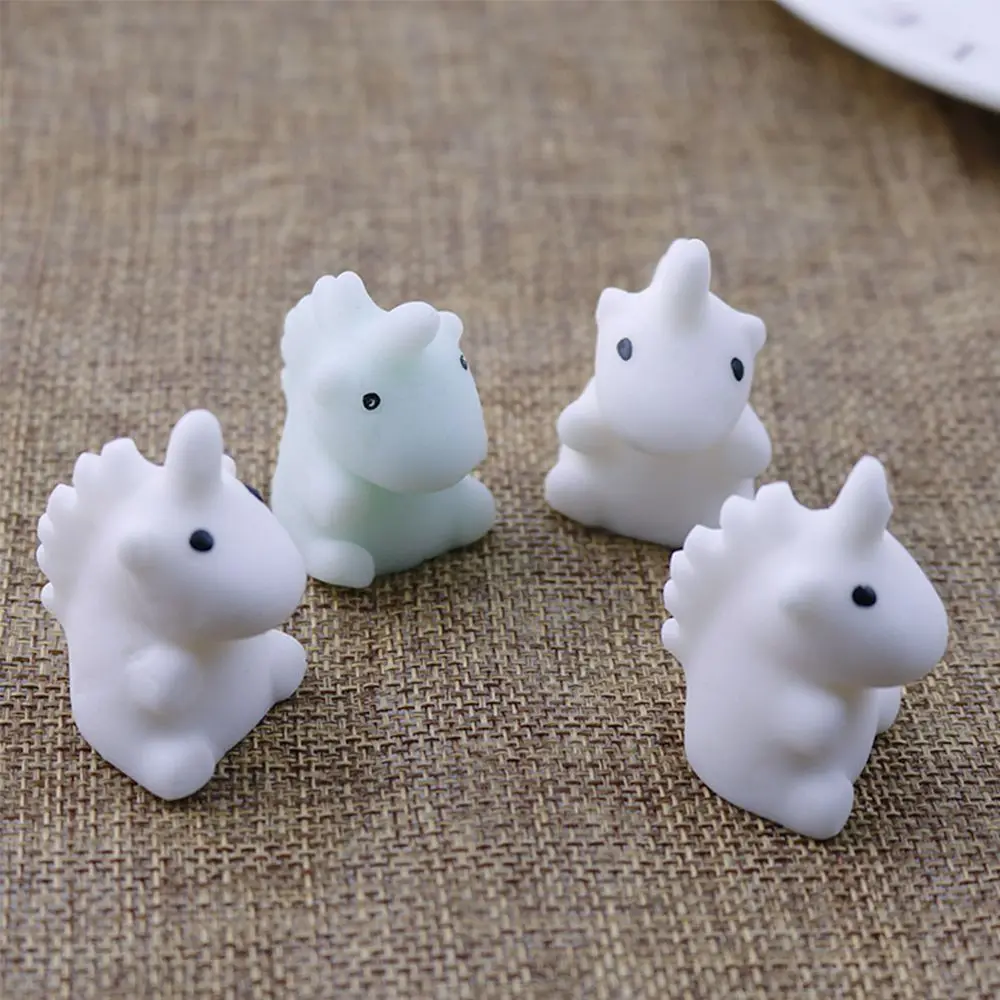 Novelty-Mini-Soft-Cute-Unicorn-Shape-Squishy-Squeeze-Healing-Toy-Kids-Toy-Decor-Lovely-Slow-Rising (5)