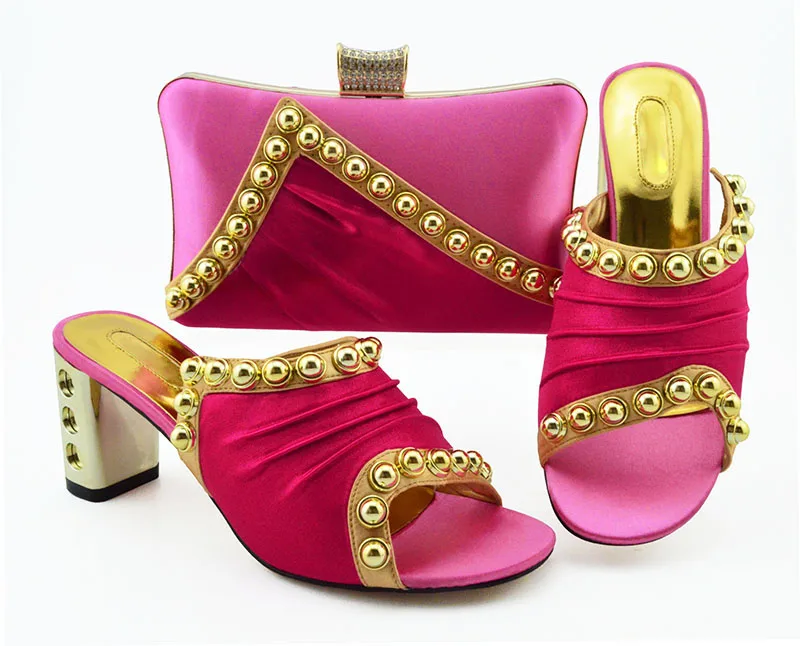 MM1090 FUCHSIA SIZE 38-43 HEEL 7.5CM 0.9KG 220