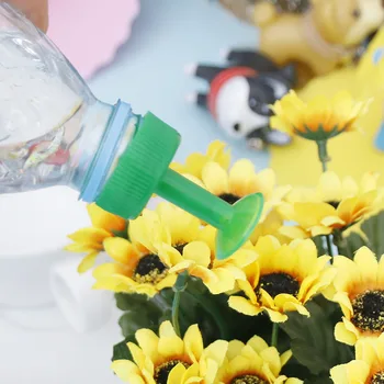 

1PCS Bottle Cap Sprinkler Pot Watering Bottle Nozzle PVC Plastic Watering Little nozzle sprinkler Head Watering Tools