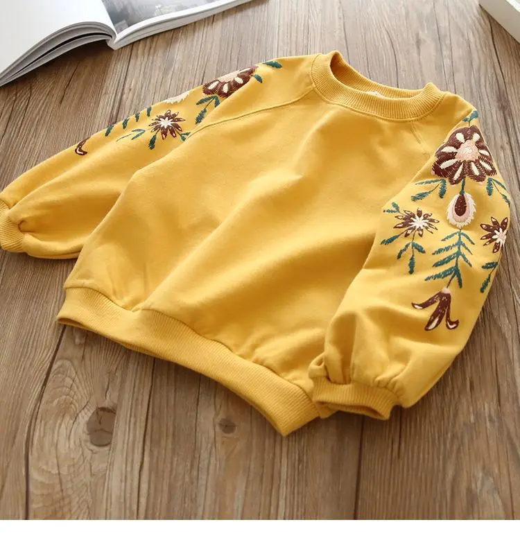 Рубашки для маленьких девочек весенне-осенняя хлопковая футболка с длинными рукавами для детей от 3 до 8 лет топы с цветочным принтом, свободная детская одежда, футболки - Цвет: Цвет: желтый