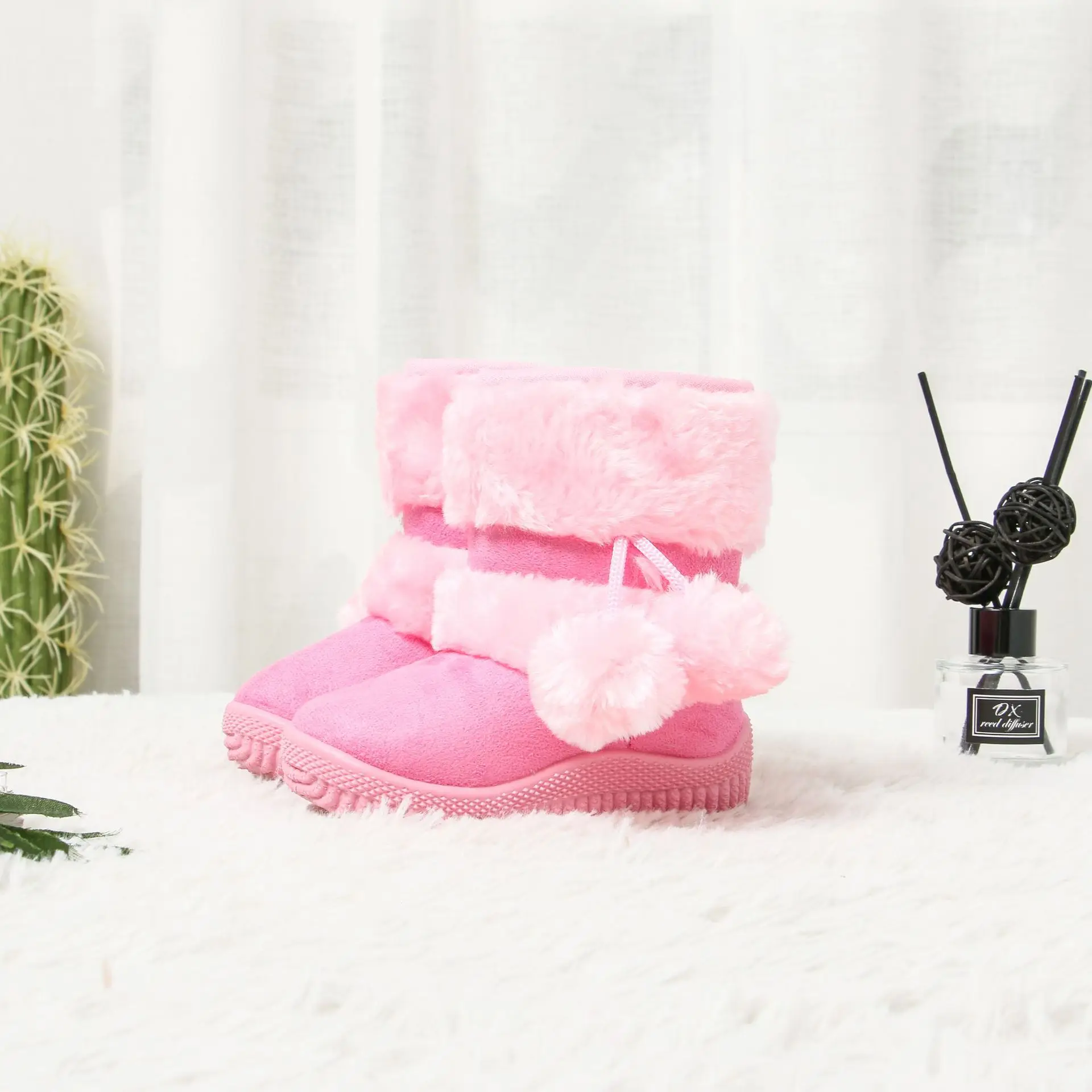 Зимняя хлопковая теплая обувь для маленьких мальчиков и девочек; детские сапоги с мягким низом; детские Нескользящие зимние сапоги - Цвет: Розовый