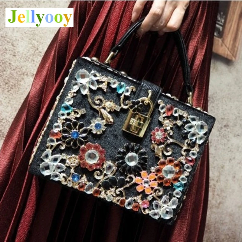 

Diamond Bag 2018 Autumn and Winter Box Shoulder Bag Luxury Women Lock Handbags Openwork Carved Diamond Velvet Evening Praty Bags