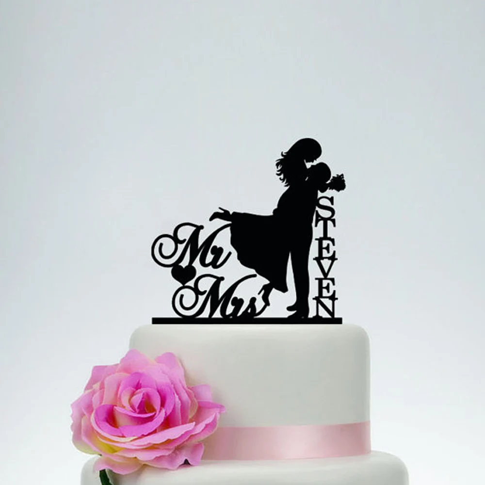 Personalized Wedding Cake Topper with Heart Design,Cake Topper With Last Name,Mr & Mrs Topper,Custom Cake Topper,Groom And Bride Cake Topper