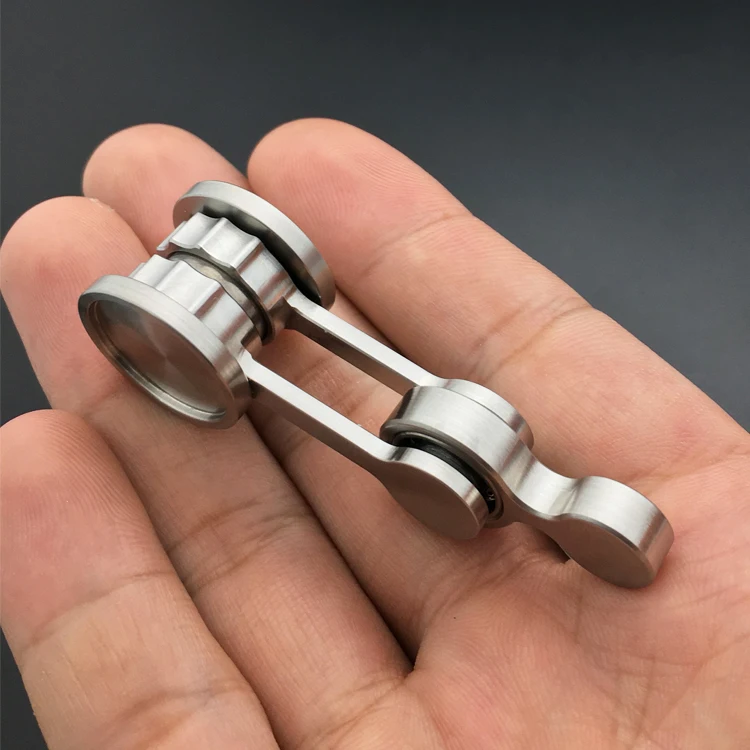 

Hot Chaotic Pendulum Metal Hand Spinner 4.5cm anti-press Fidget Spinner Cube random Swing Toys Creative Gifts d12