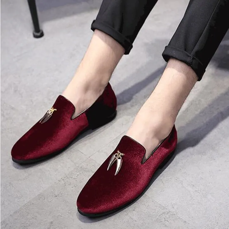 

Sapato social masculino couro velvet slippers slip on loafers red blue luxury boat shoes Flats Male causal Driving Shoes